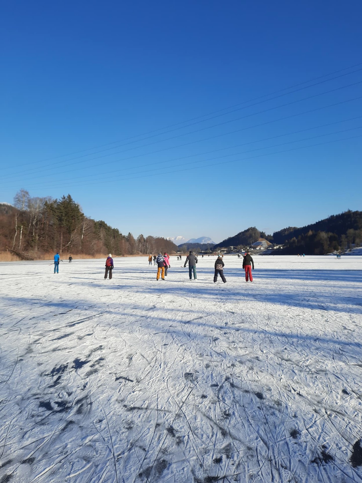 Winterwandern, rodeln, eislaufen